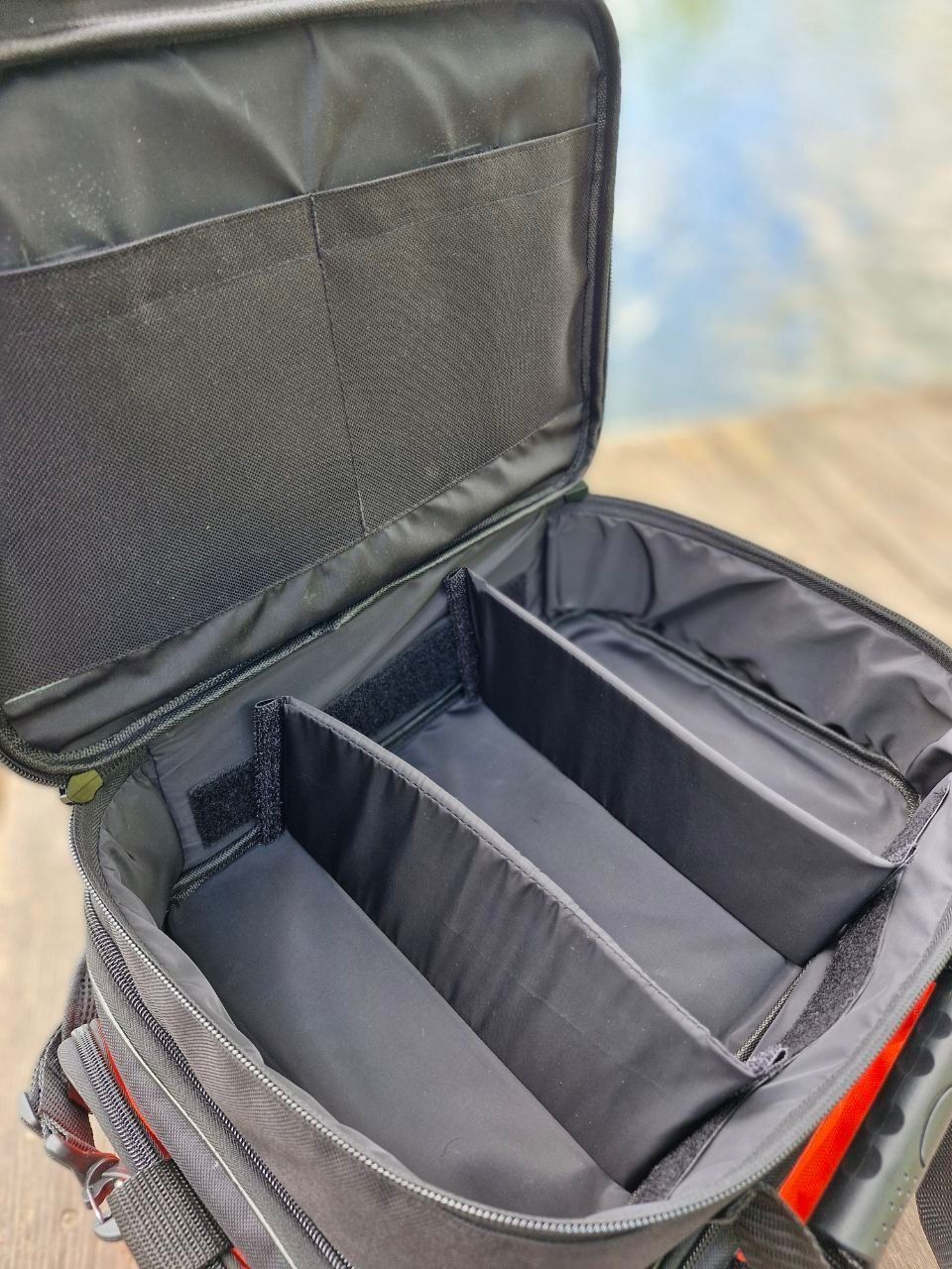 Сумка рибальська Garmata Compact 55л (зі знімною сумкою для котушок) &mdash; універсальна сумка для риболовлі на 7 кишень