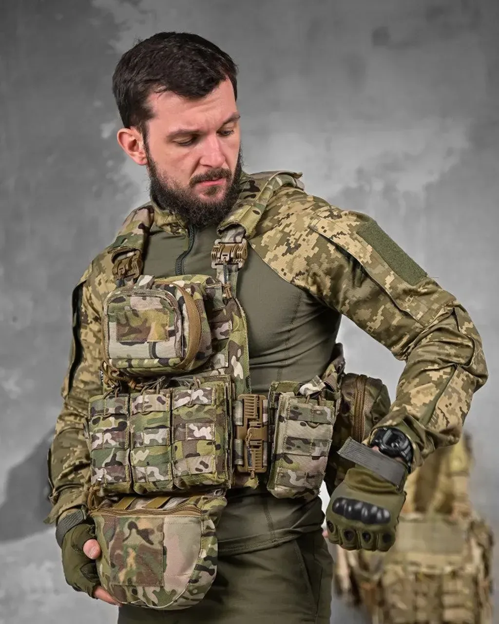 Боевая плитоноска Multicam для ВСУ и силовых структур с системой быстрого сброса и MOLLE
