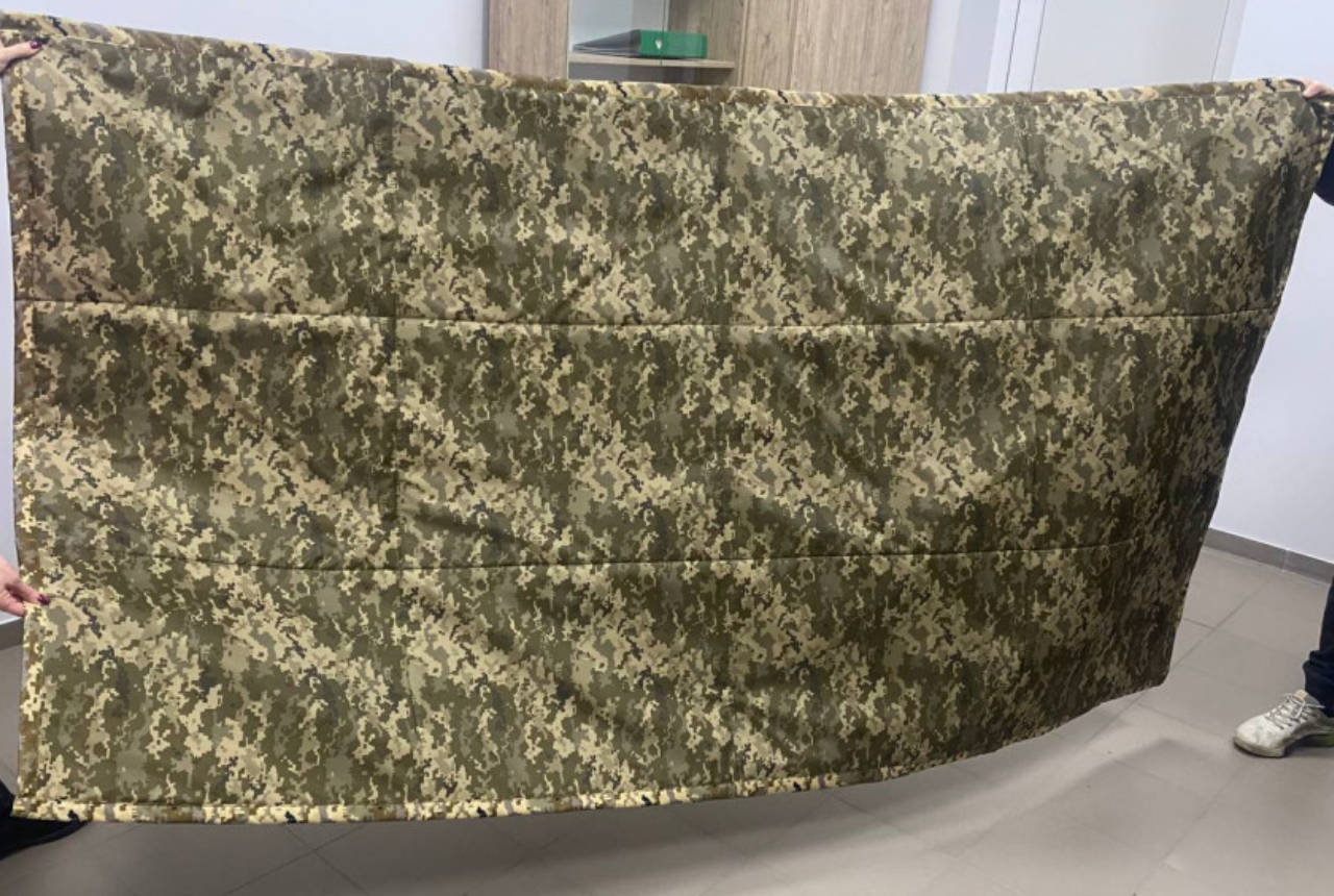 Антитепловізорний тент Піксель 1.4&times;2.5 м &mdash; захист від тепловізорів, дощу та вітру