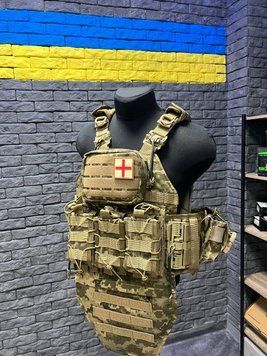 Комплект плитоноска тактическая ATTACK, быстрый сброс 4 точки, 7 подсумков и напашник. Пиксель.